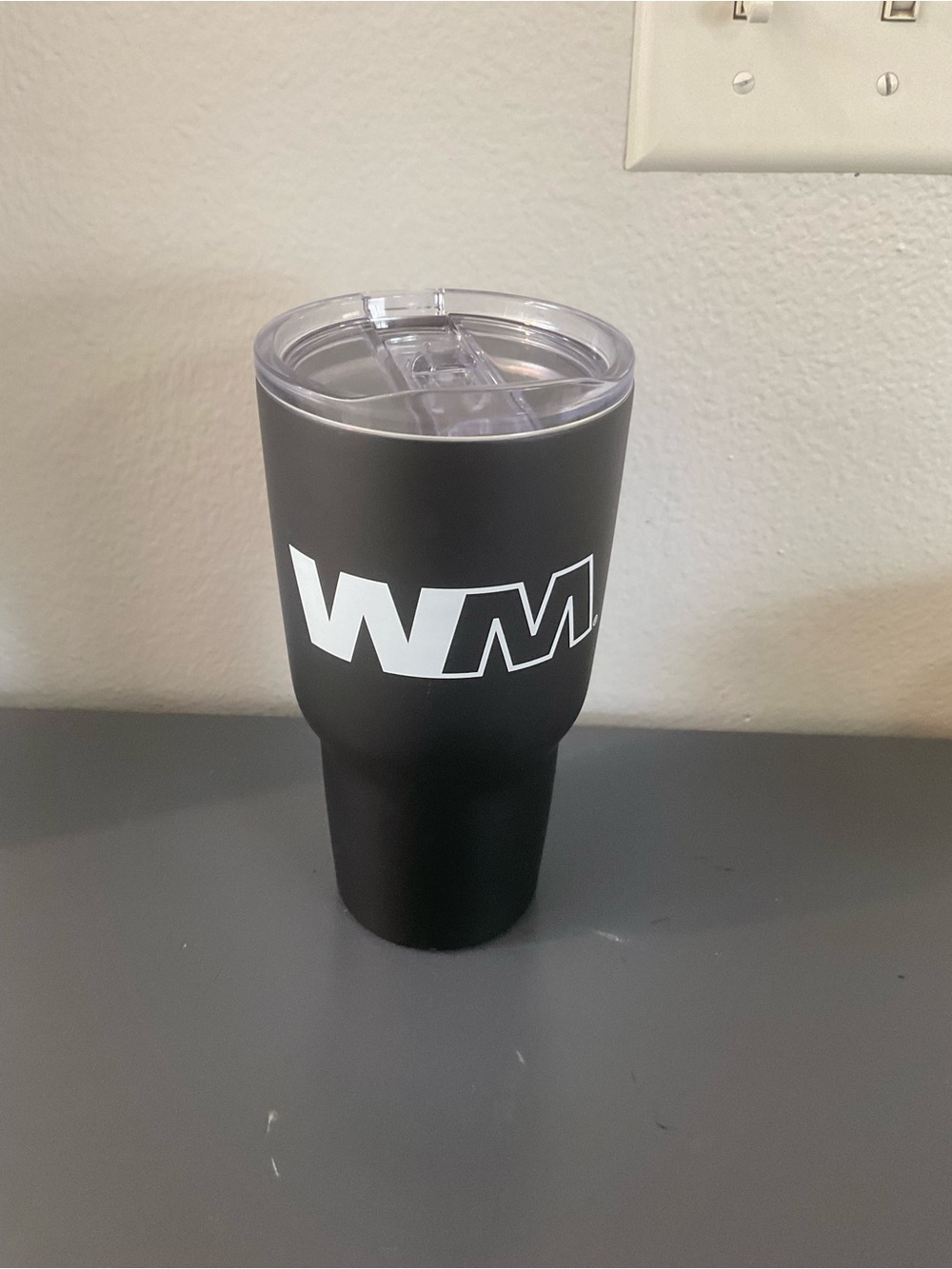 Kong Black Travel Tumbler with White WM Logo - Picture 2 of 5